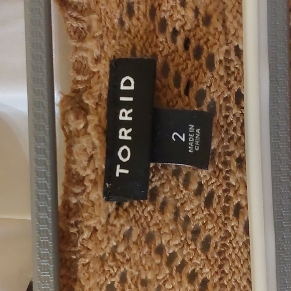 Torrid camel colored knot bolero. Tie front long sleeves size 2. Like new. - Picture 2 of 4